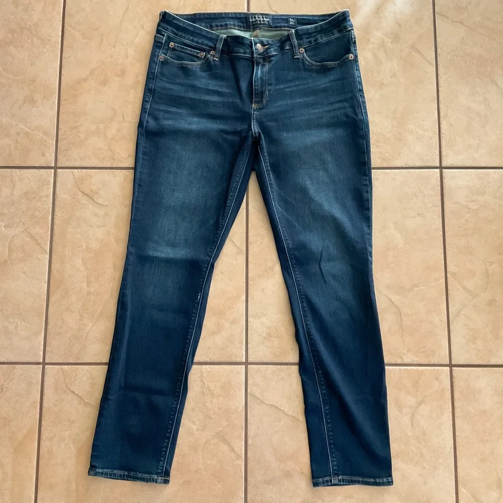 Lucky Brand Skinny Jeans - Picture 3 of 9